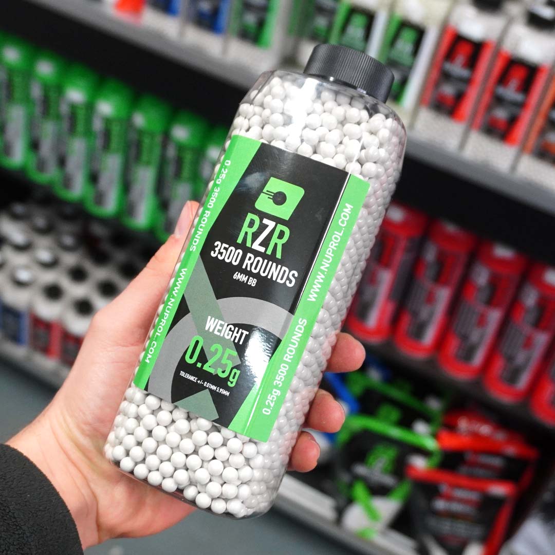 RZR 3500 rounds of airsoft bbs 0.25 bottle hand held