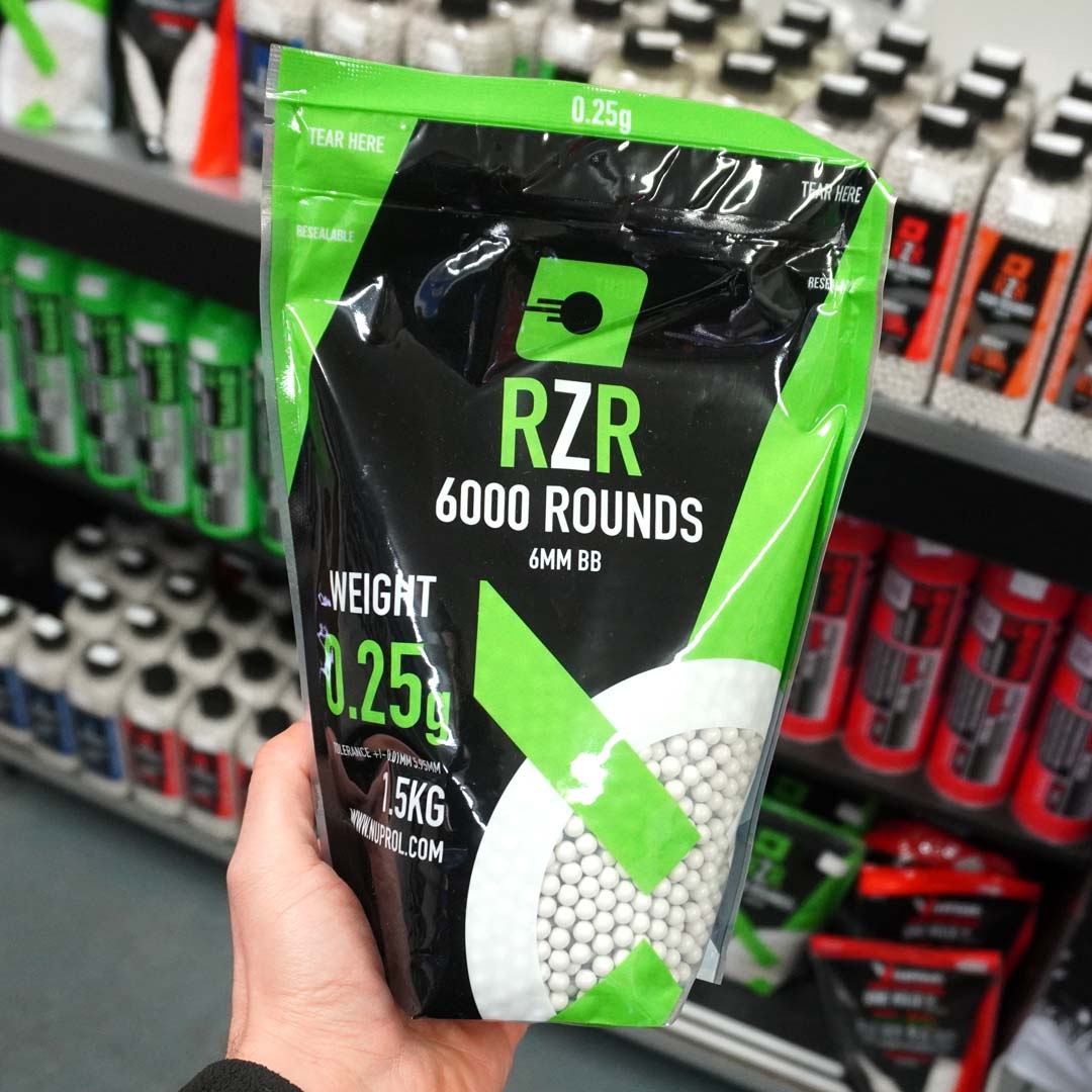 RZR 6000 rounds of airsoft bbs 0.25 bag hand held